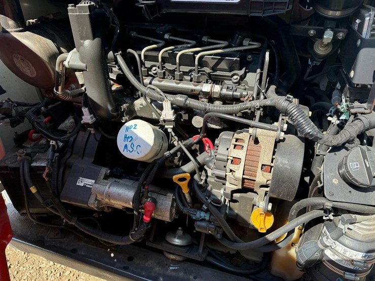 2019-bobcat-t595-image-16