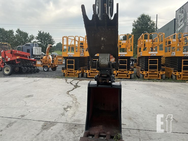 2021-takeuchi-tb290-image-11