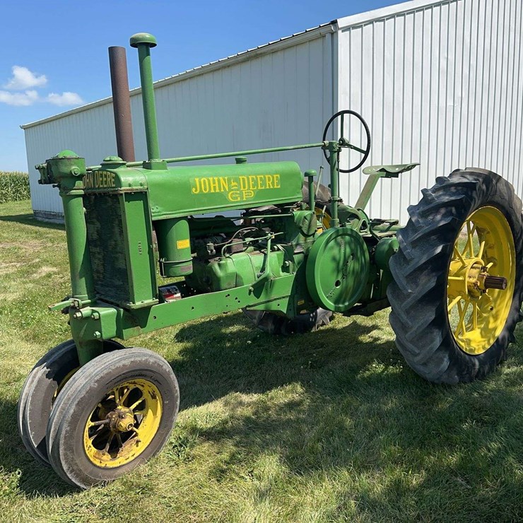 JOHN DEERE G