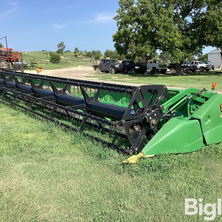 2012 JOHN DEERE 630F
