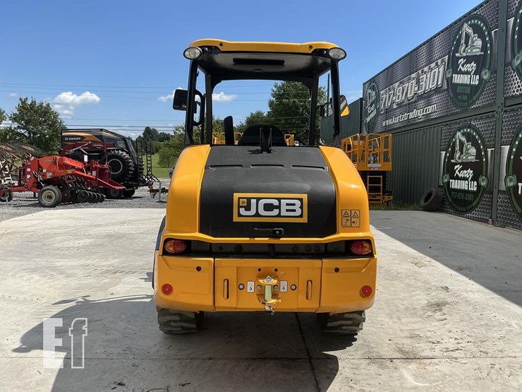 2024-jcb-407-image-3