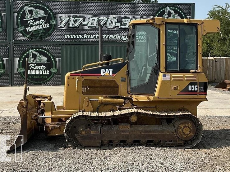 2005-caterpillar-d3g-xl-image-1