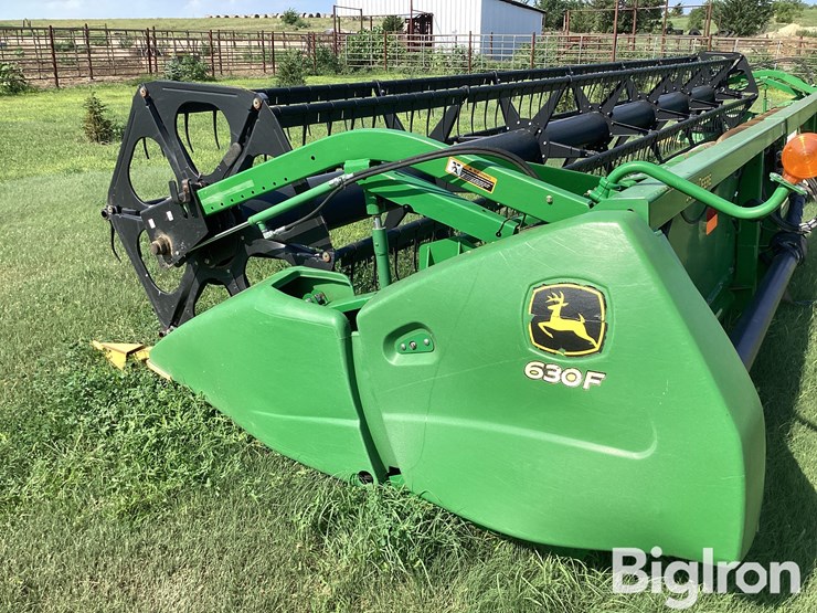 2012-john-deere-630f-image-9