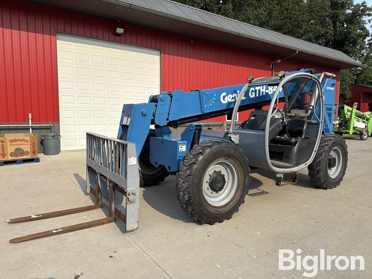 2012-genie-gth844-image-1