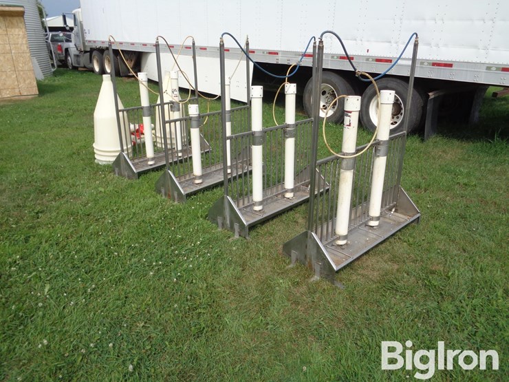 stainless-steel-tube-feeders-image-3