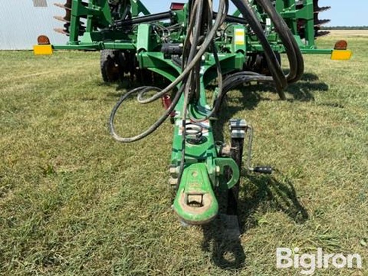 2017-great-plains-2400tm-image-10