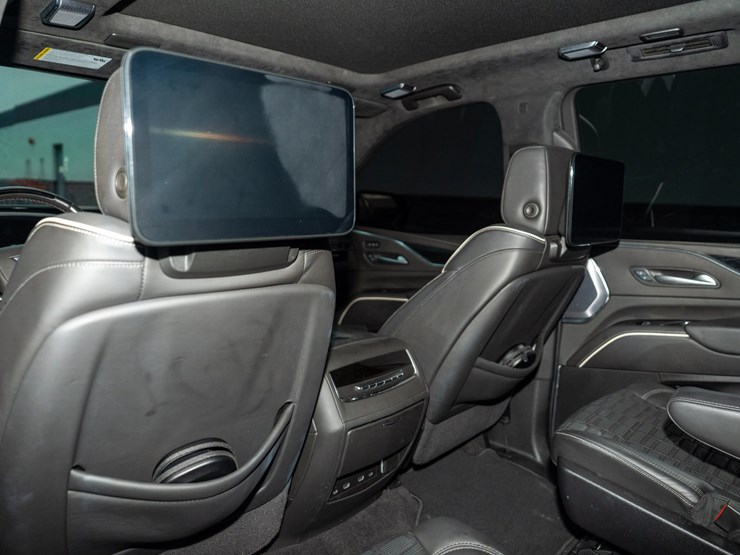 2024-cadillac-escalade-esv-image-62