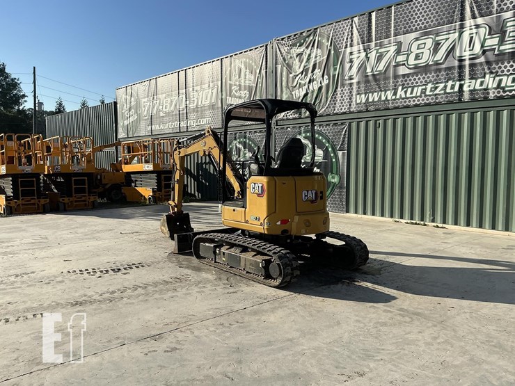 2022-caterpillar-302.7cr-image-2