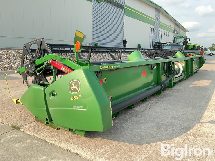 2017-john-deere-635f-image-7