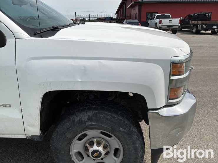 2019-chevrolet-silverado-2500-image-19