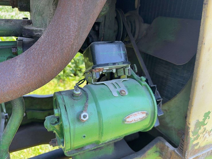 john-deere-70-image-25