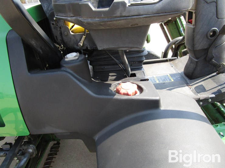 john-deere-3225c-image-15