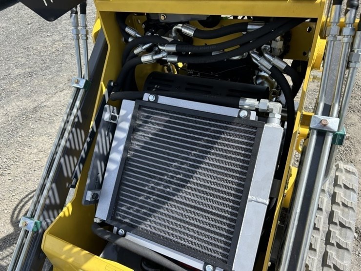 2026-starvox-sv-480-mini-compact-track-loader-image-19