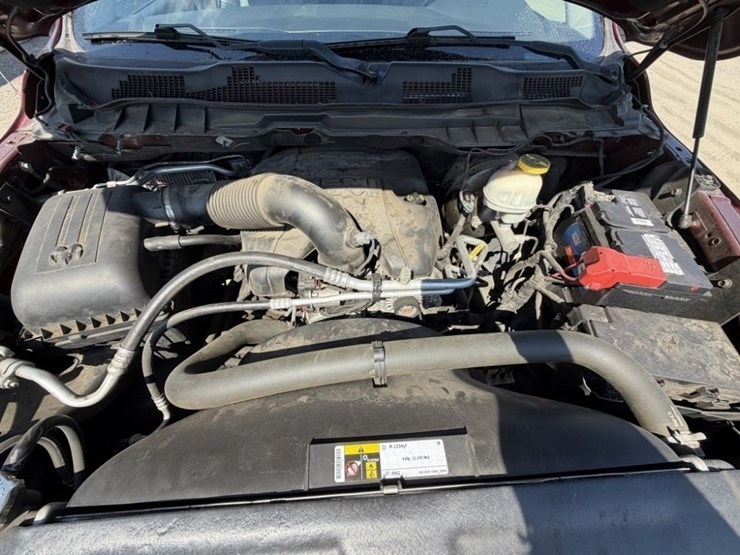 2017-ram-1500-laramie-image-13