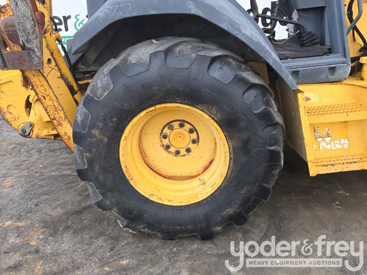 deere-310g-image-12