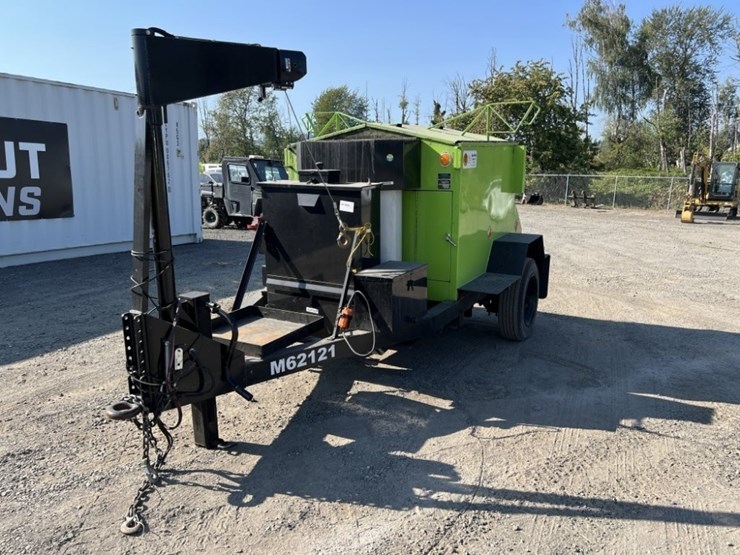 2012-ray-tech-rc4000d-towable-asphalt-hot-box-image-1