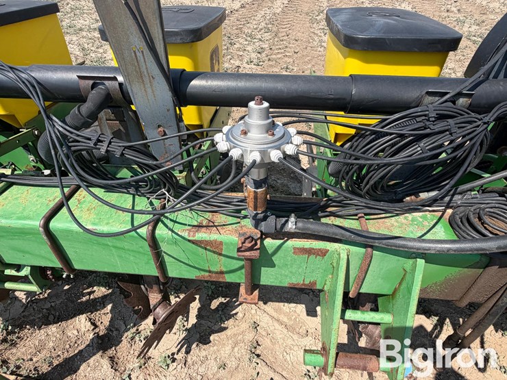 john-deere-1710-image-17