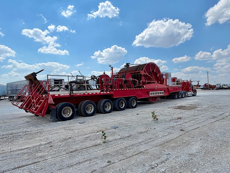 2019-hydra-rig-2-3/8”-coil-tubing-unit-with-kw-haul-truck-package-lots-__-thru__-image-4