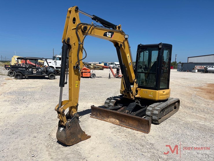 2016-caterpillar-305.5e2-cr-image-2