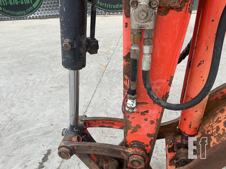 2014-kubota-kx040-4-image-13