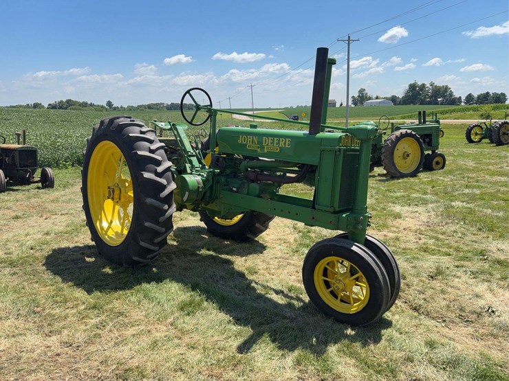 john-deere-b-image-7