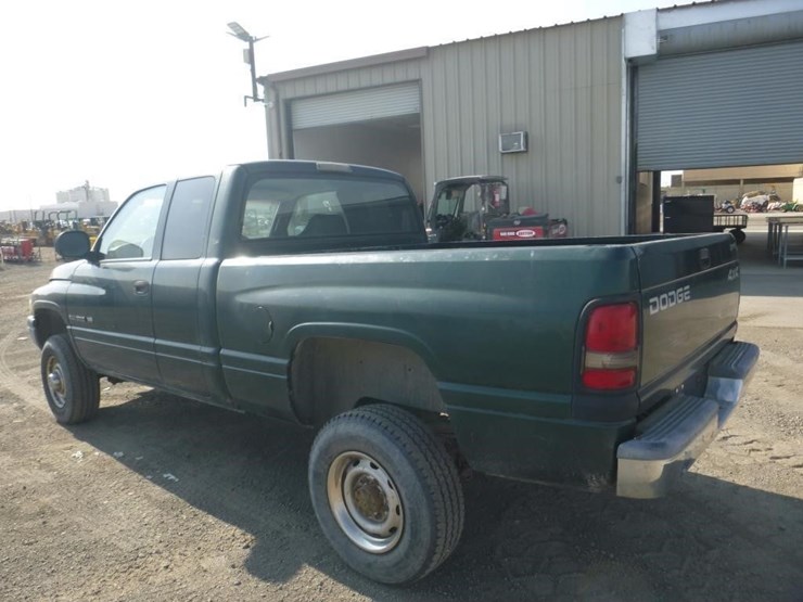 2001-dodge-ram-2500-image-4