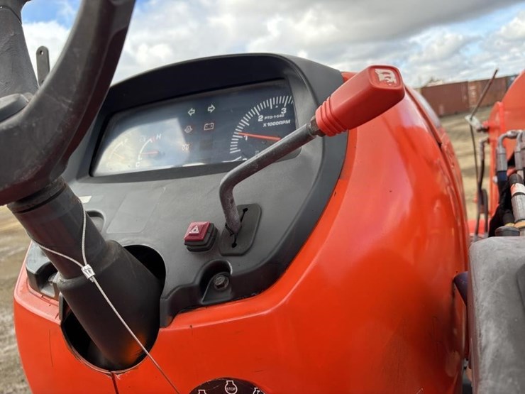 kubota-mx5100f-image-28