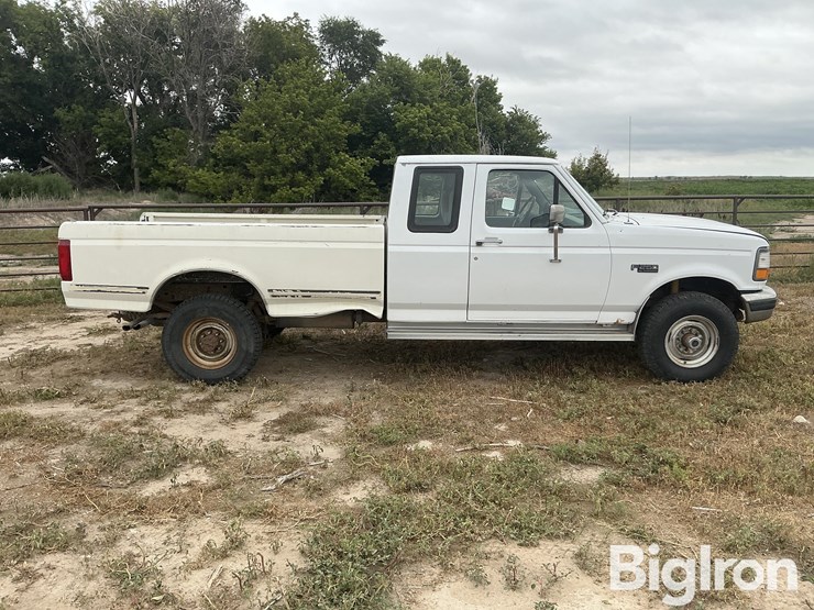 1995-ford-f250-xl-image-4