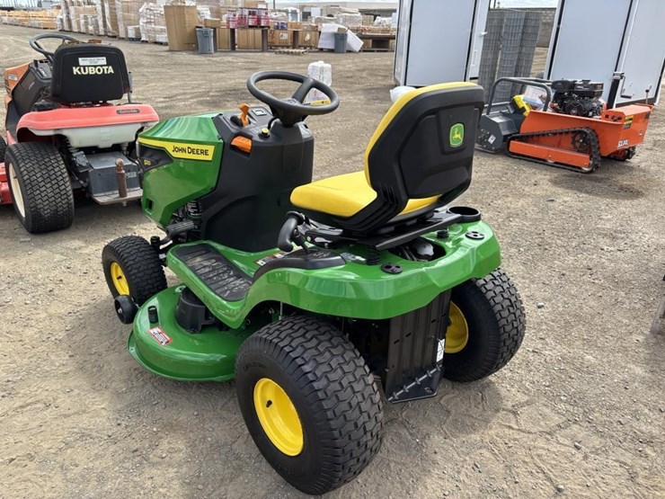 2026-john-deere-s120-image-4