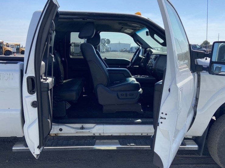 2011-ford-f350-image-30