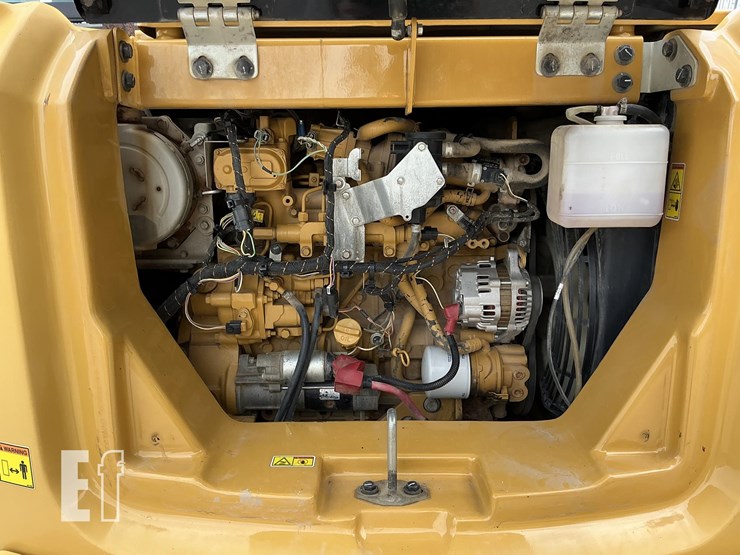 2017-caterpillar-308e2-cr-image-18