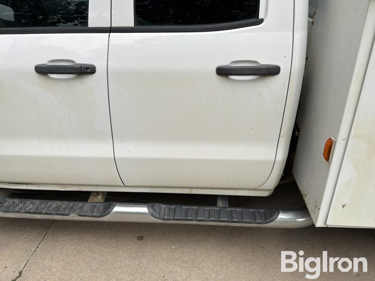 2016-chevrolet-silverado-3500-image-12