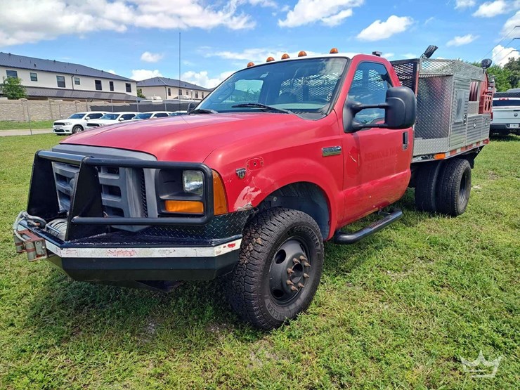 2005-ford-f350-image-1