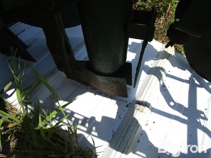 john-deere-71-image-12
