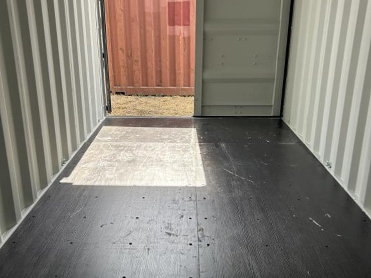 #104-•-20'-conex/-shipping-container---one-trip-image-8