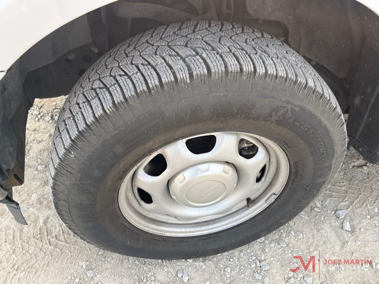 2019-ford-f150-xl-image-5