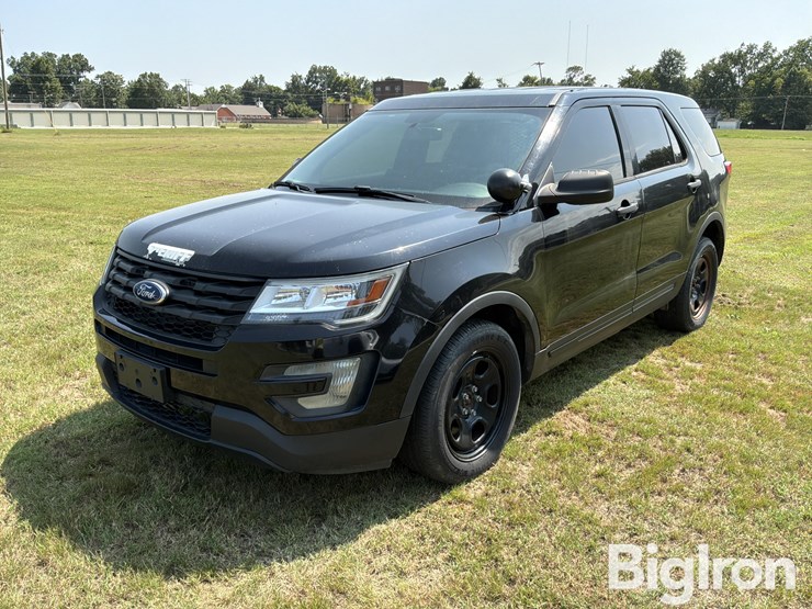 2018-ford-explorer-police-interceptor-image-1