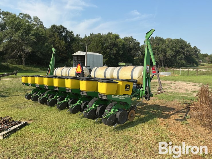 john-deere-1750-image-5