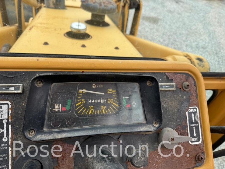 ford-f555b-backhoe-loader-enclosed-cab-(richmond,-va)-image-17