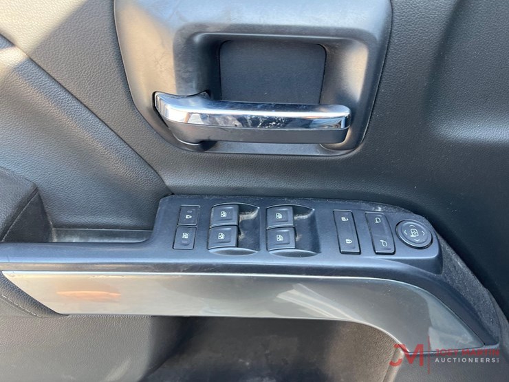 2019-chevrolet-2500-image-13