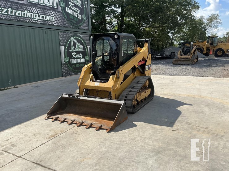 2015-caterpillar-259d-image-8