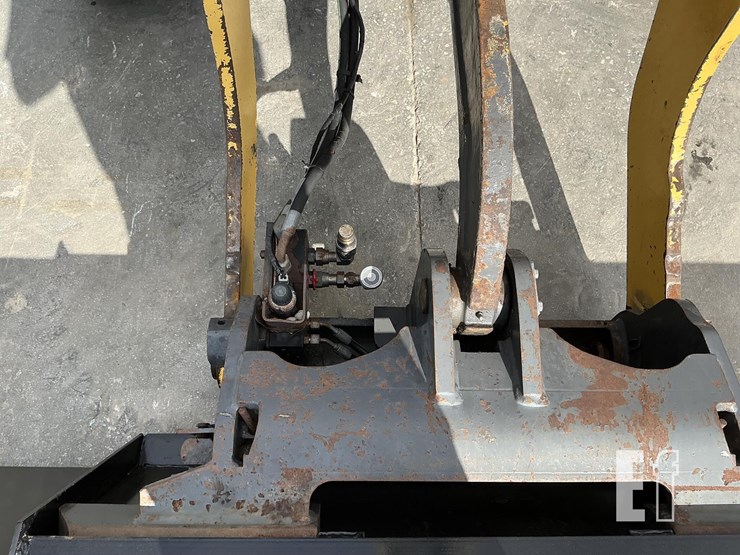 2021-new-holland-w80c-image-10