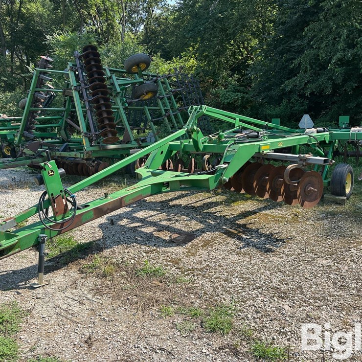 JOHN DEERE 512
