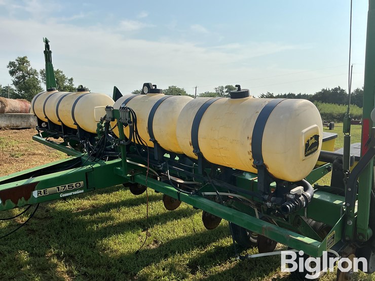 john-deere-1750-image-13