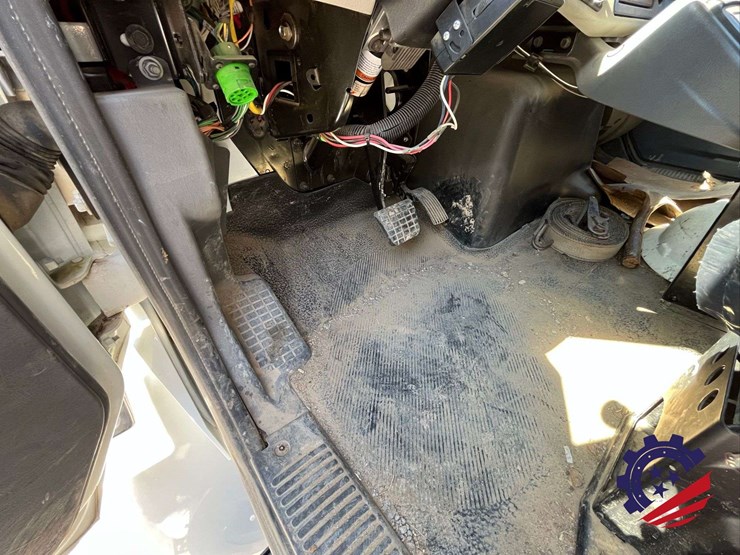 2018-international-4300-sba-image-60