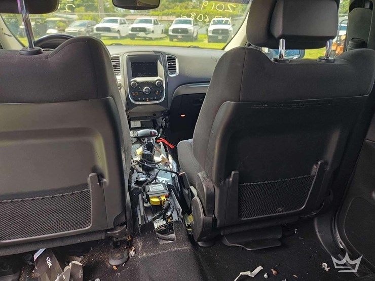 2019-dodge-durango-image-30