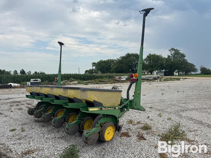 john-deere-7200-image-5