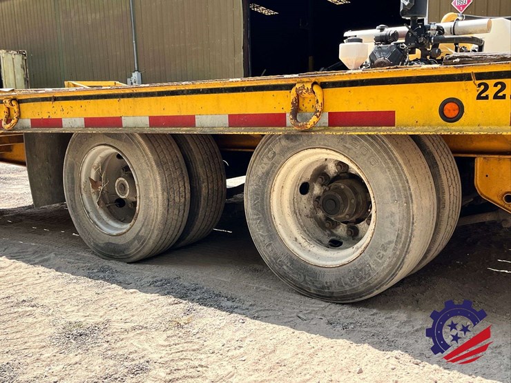 2018-better-built-22.5t-dual-t/a-equipment-trailer-image-9