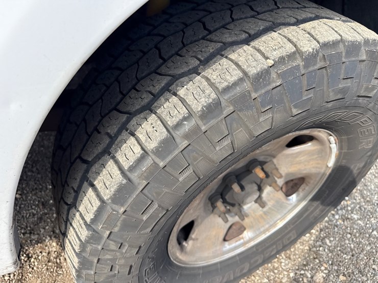 2006-ford-f350-image-13