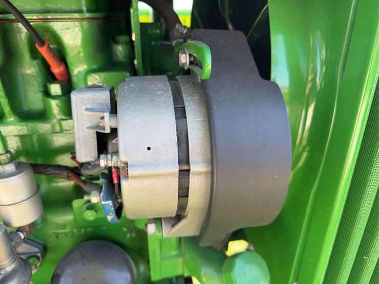 john-deere-2520-image-26